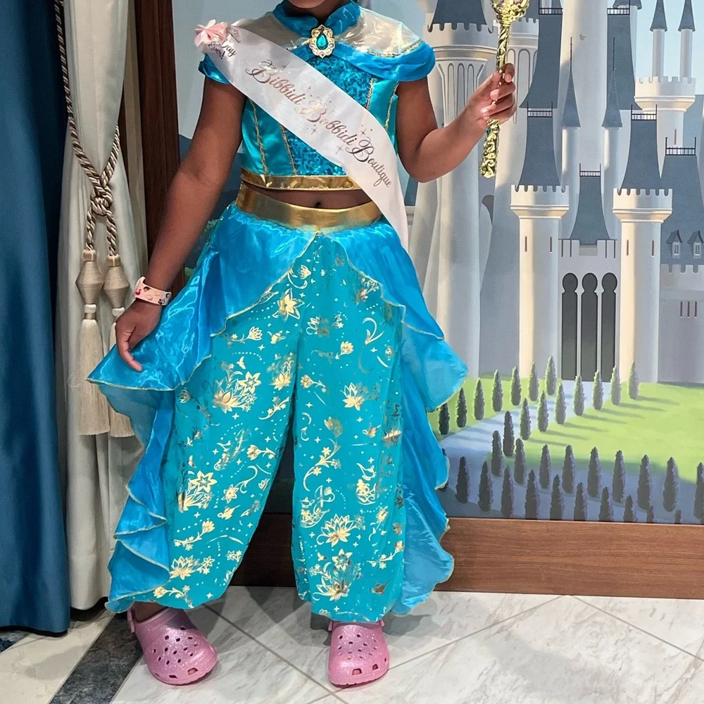 Disney Princess Jasmine Costume, Crown and Wand - Picture 4 of 5
